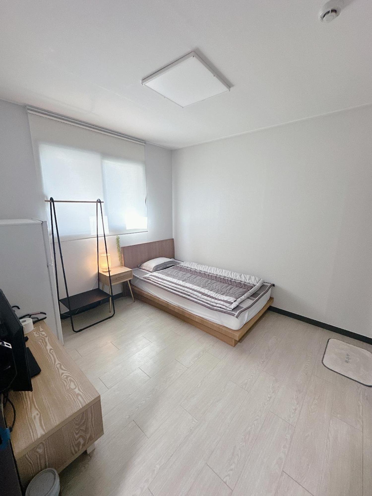 Yolo House Hotel Incheon Exterior photo