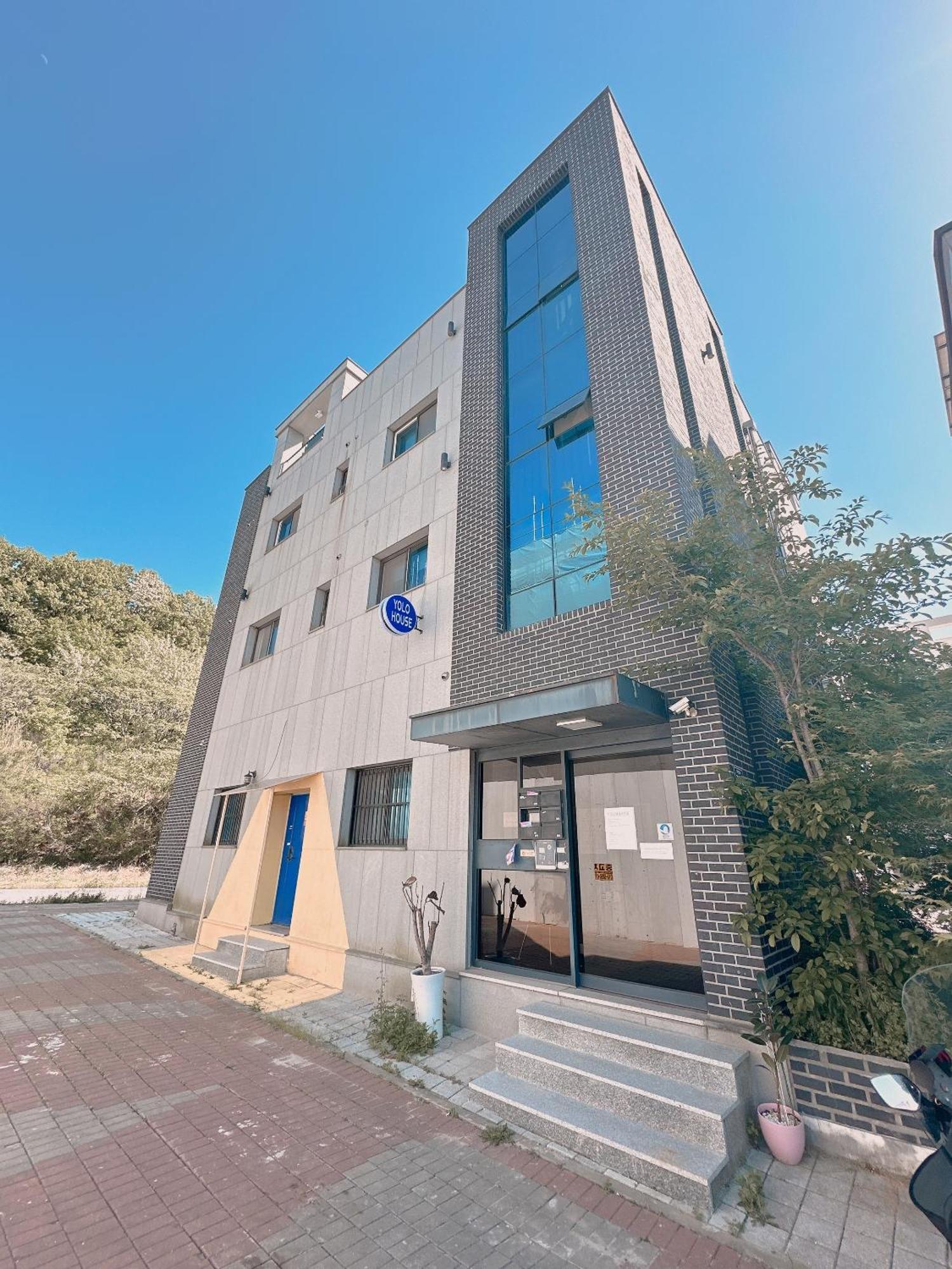 Yolo House Hotel Incheon Exterior photo